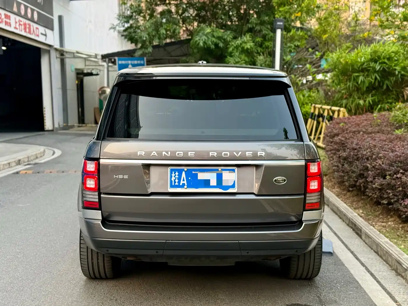 Land Rover Range Rover 2014 3.0 SC V6 Vogue фото 5