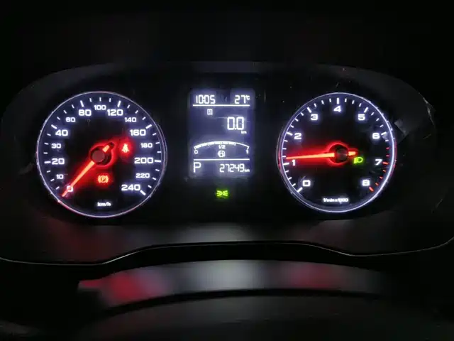 Roewe RX5 2020 PLUS 300TGI Automatic Ali New Year Special Edition — фото 4