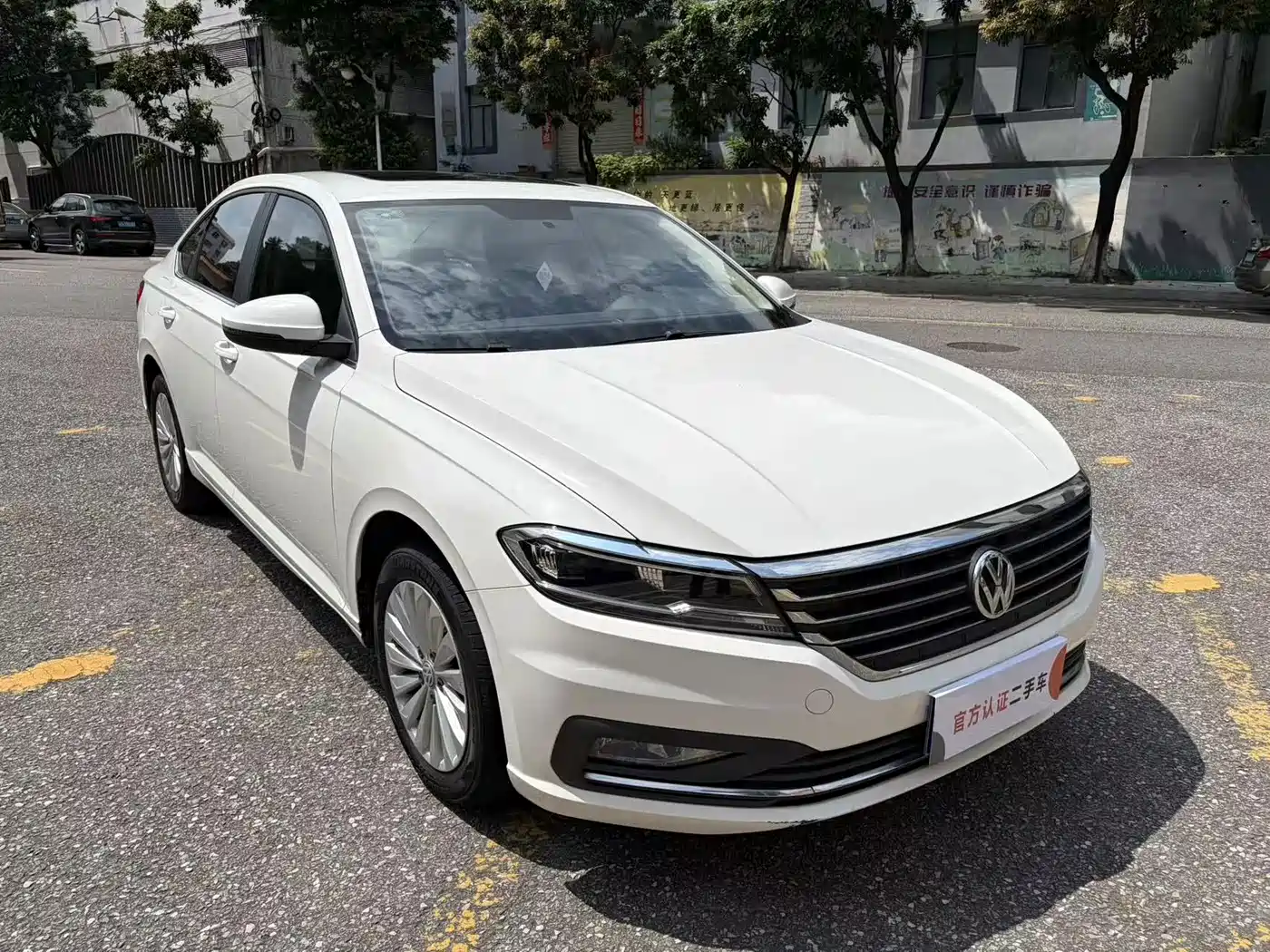 Фото 3 - Volkswagen Lavida