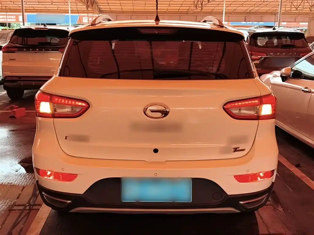 GAC Trumpchi Trumpchi GS4 2017 200T G-DCT 2WD Comfort фото 6