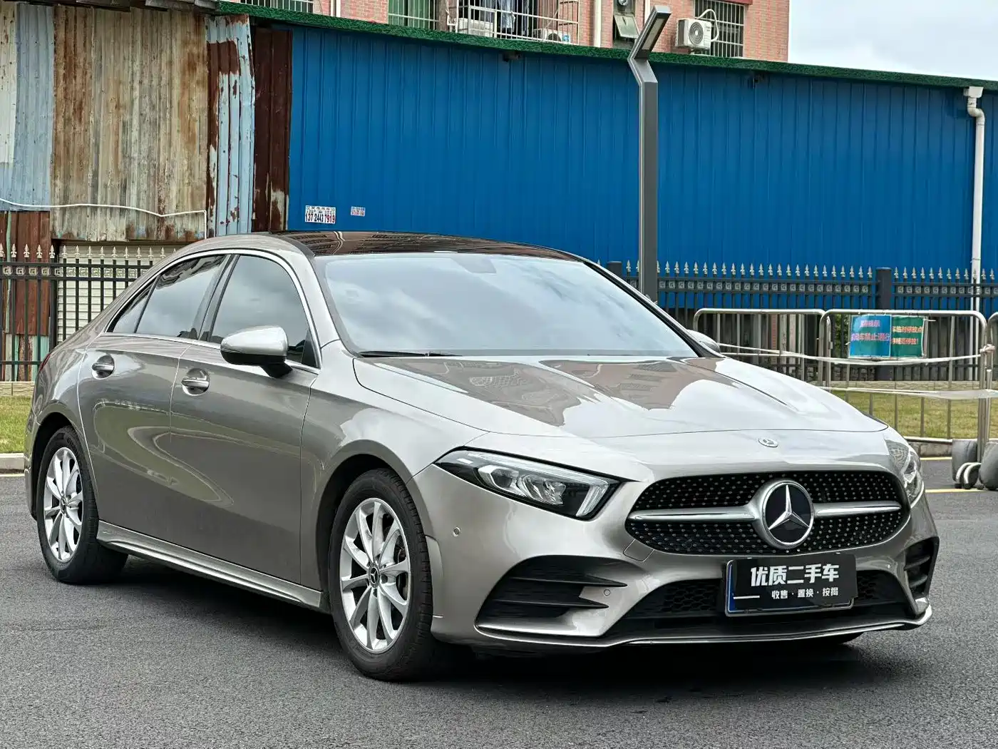 Mercedes-Benz A-Class 2021 A 200 L Sport Sedan Fashion Edition фото 3