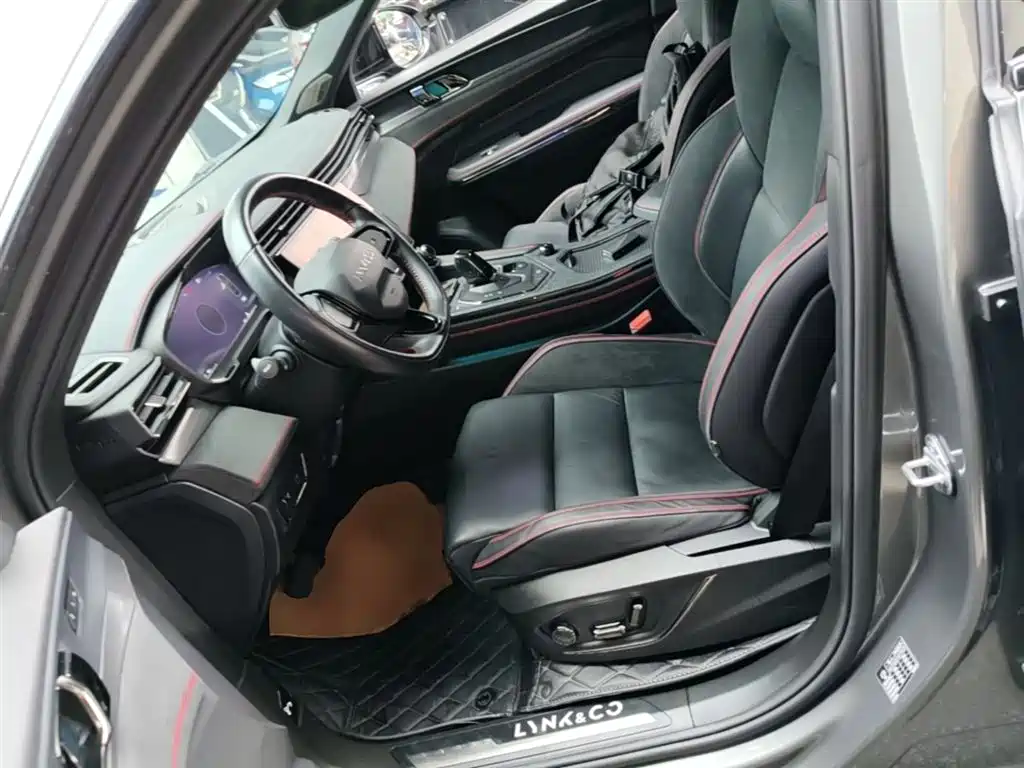 Lynk & Co 05 2020 2.0TD 4WD Halo Edition фото 15