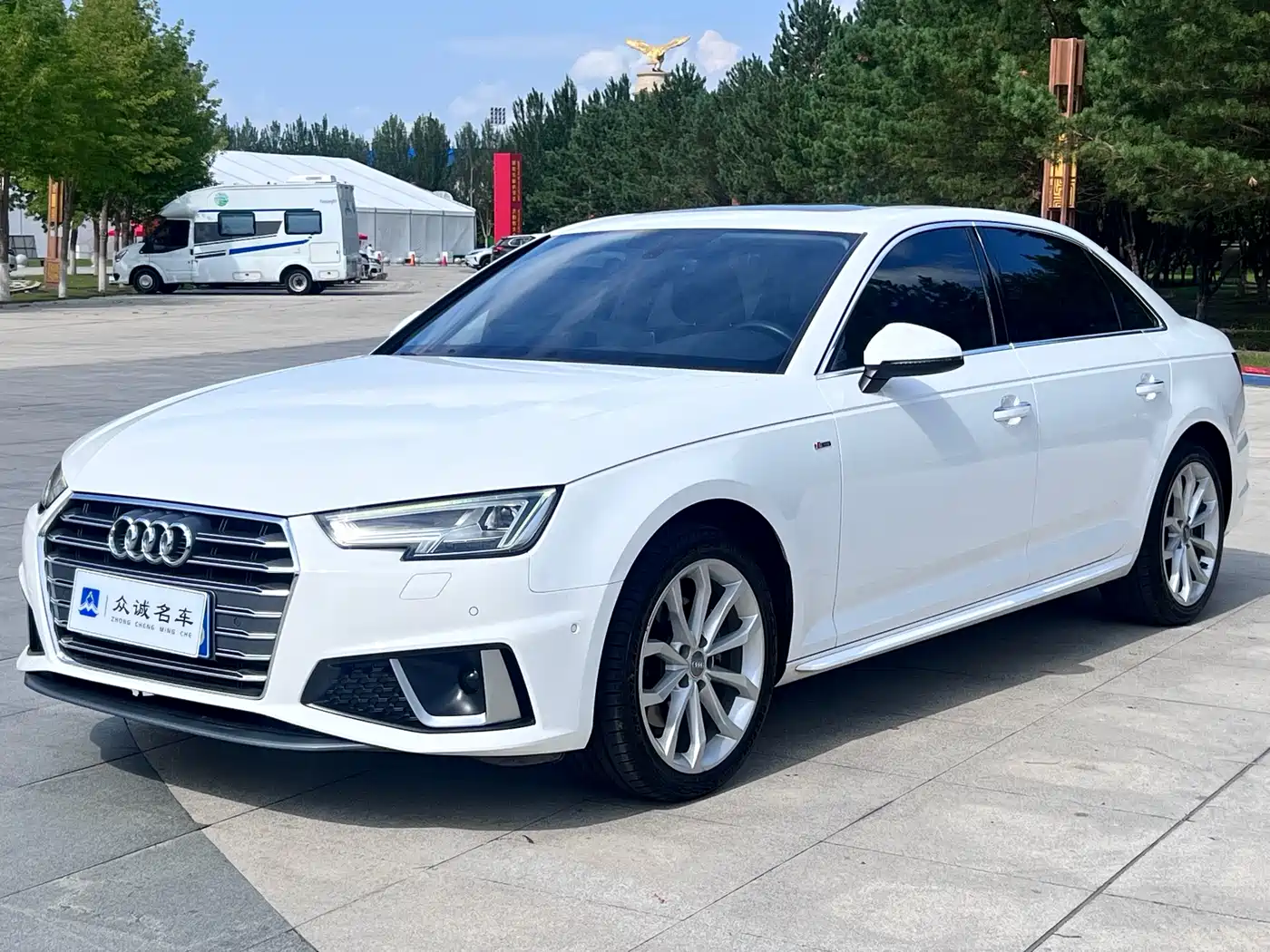 Audi A4L 2019 40 TFSI Fashion (China VI)
