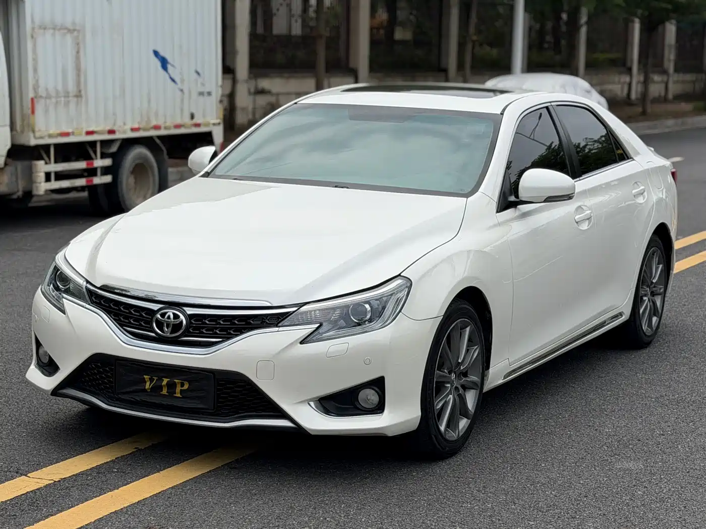 Toyota Reiz 2013 2.5V Premium Edition фото 2