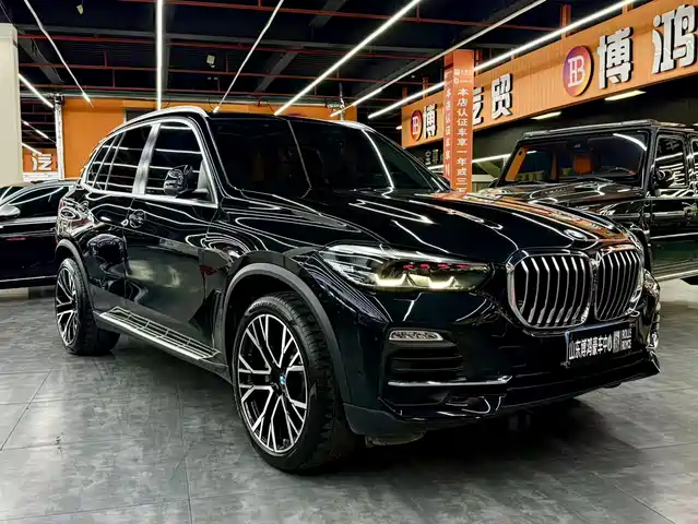 BMW X5 (Import) 2020 xDrive40i Premium M Sport Package — фото 3