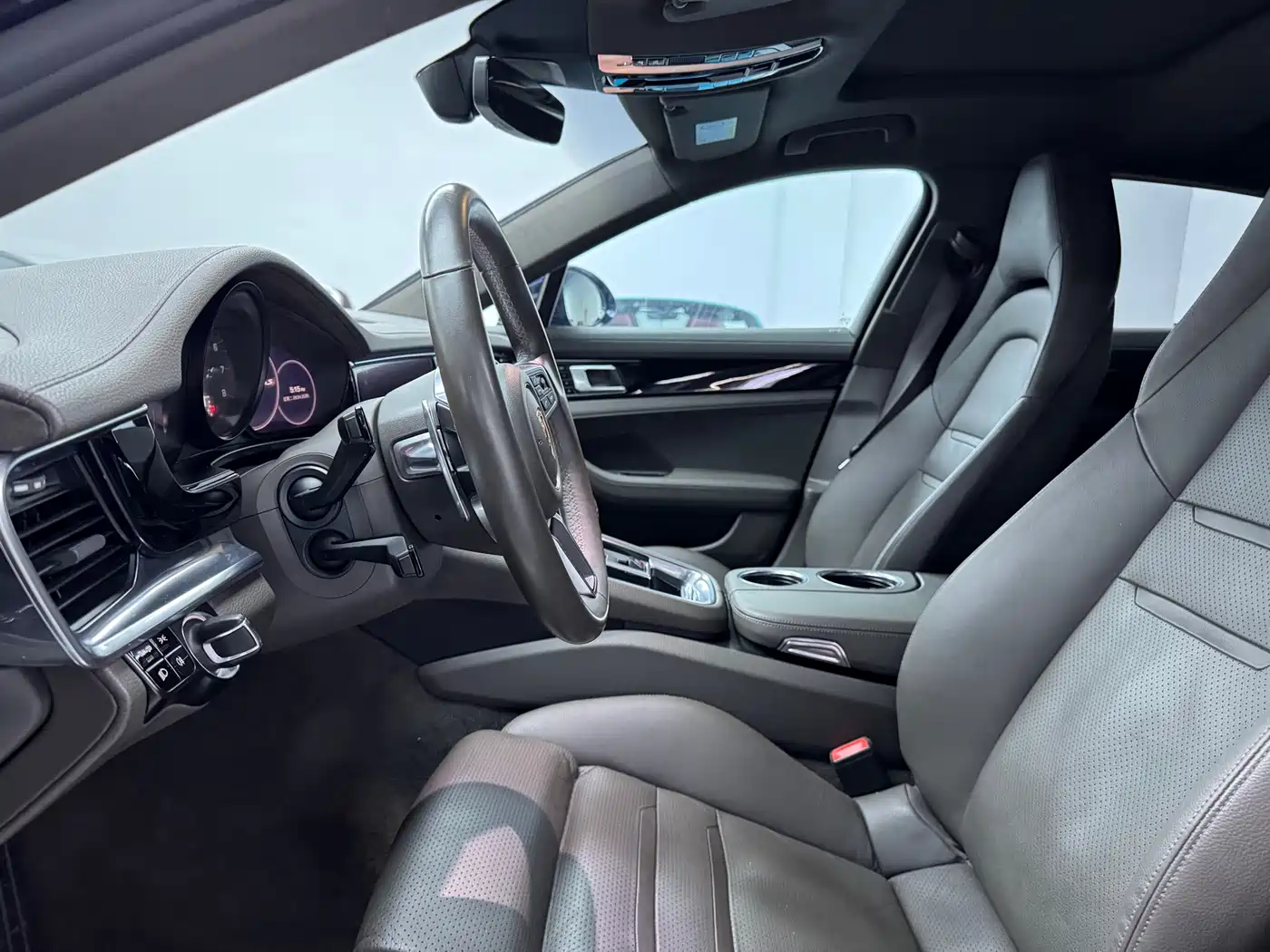Porsche Panamera 2017 Panamera 3.0T фото 7