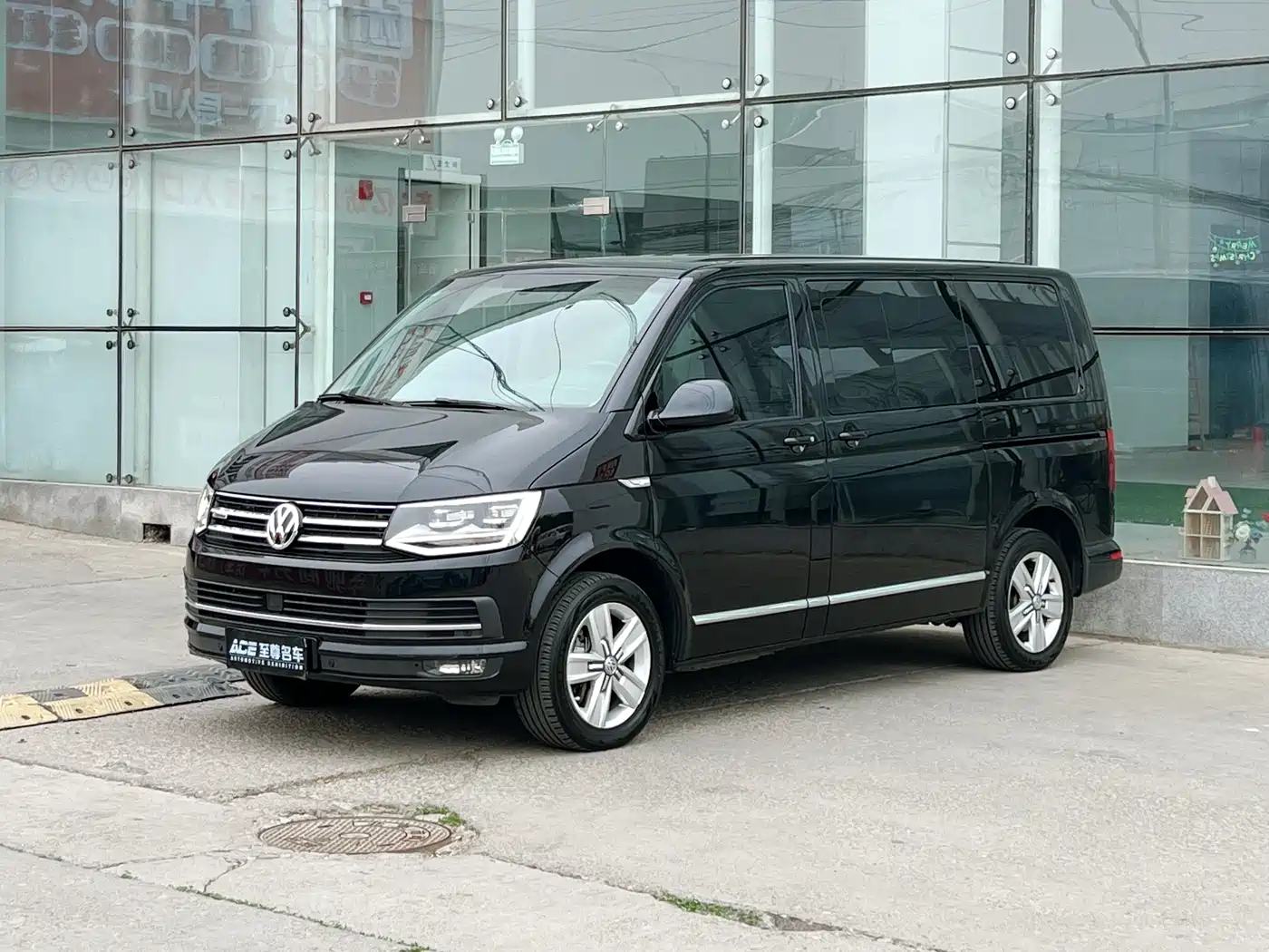 Volkswagen Multivan 2016 2.0TSI 4WD Prestige 7-Seater