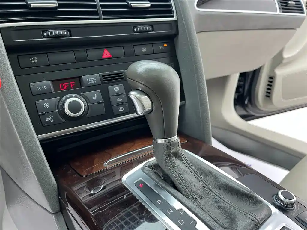 Audi A6L 2009 2.8 FSI Comfort Entertainment фото 12