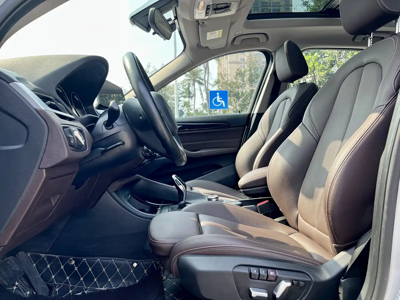 BMW X1 2022 sDrive20Li Fashion фото 5