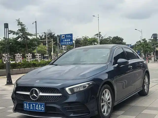 MERCEDES-BENZ A CLASS