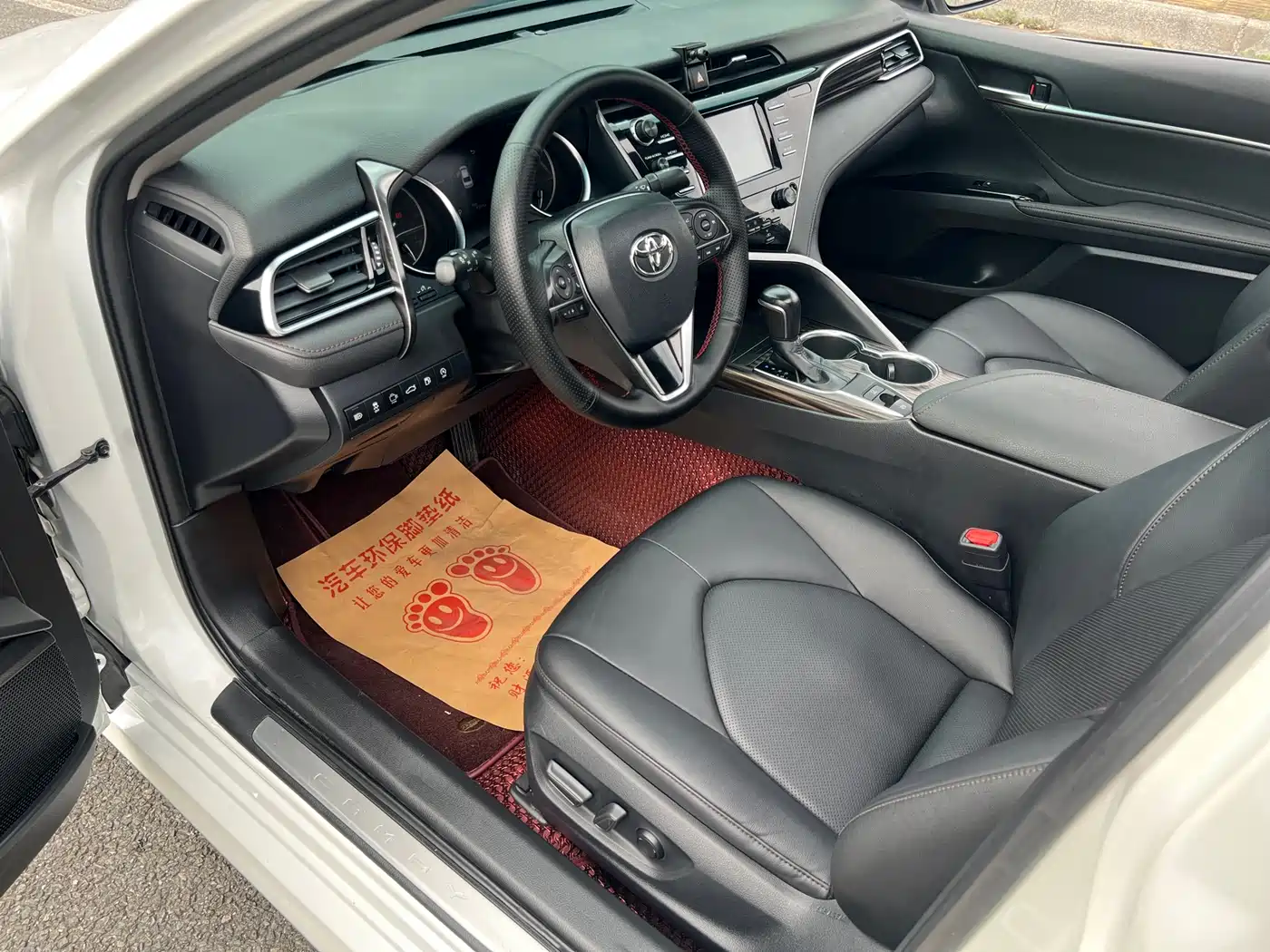 Toyota Camry 2018 2.0G Luxury Edition фото 7