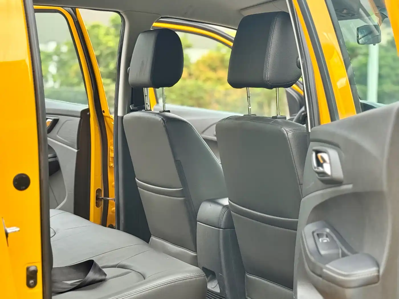 Jiangling Baodian 2020 2020 Model 2.5T Diesel 2WD Comfort Long Wheelbase JX4D25A6L