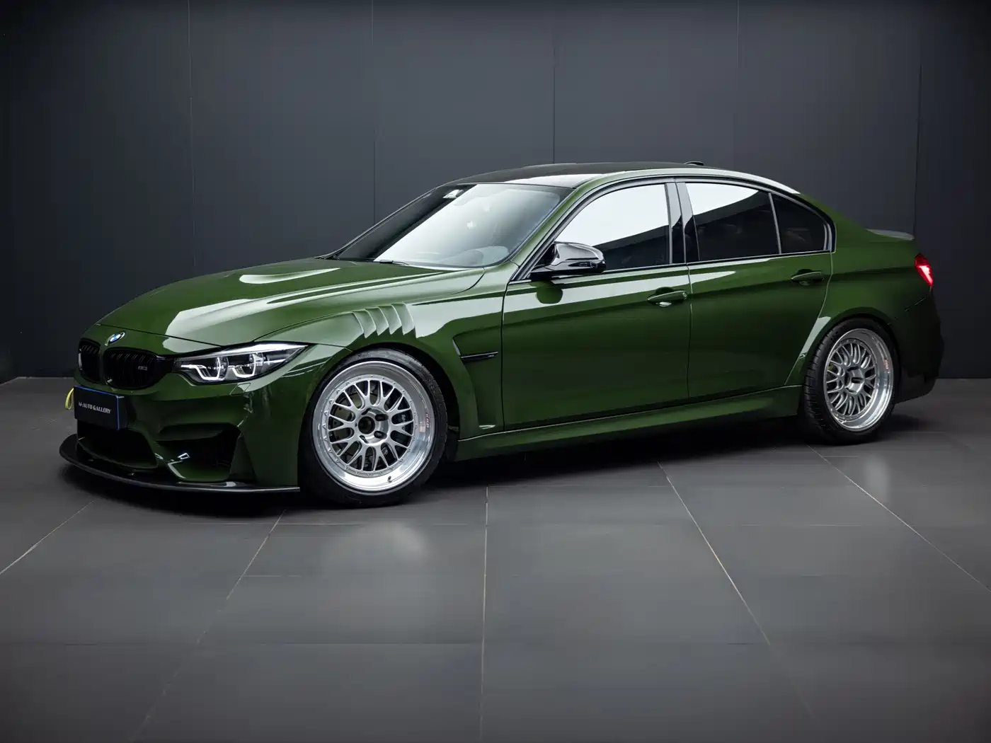Фото 1 - BMW M3