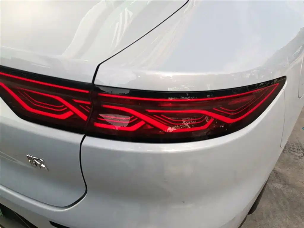 BYD HAN