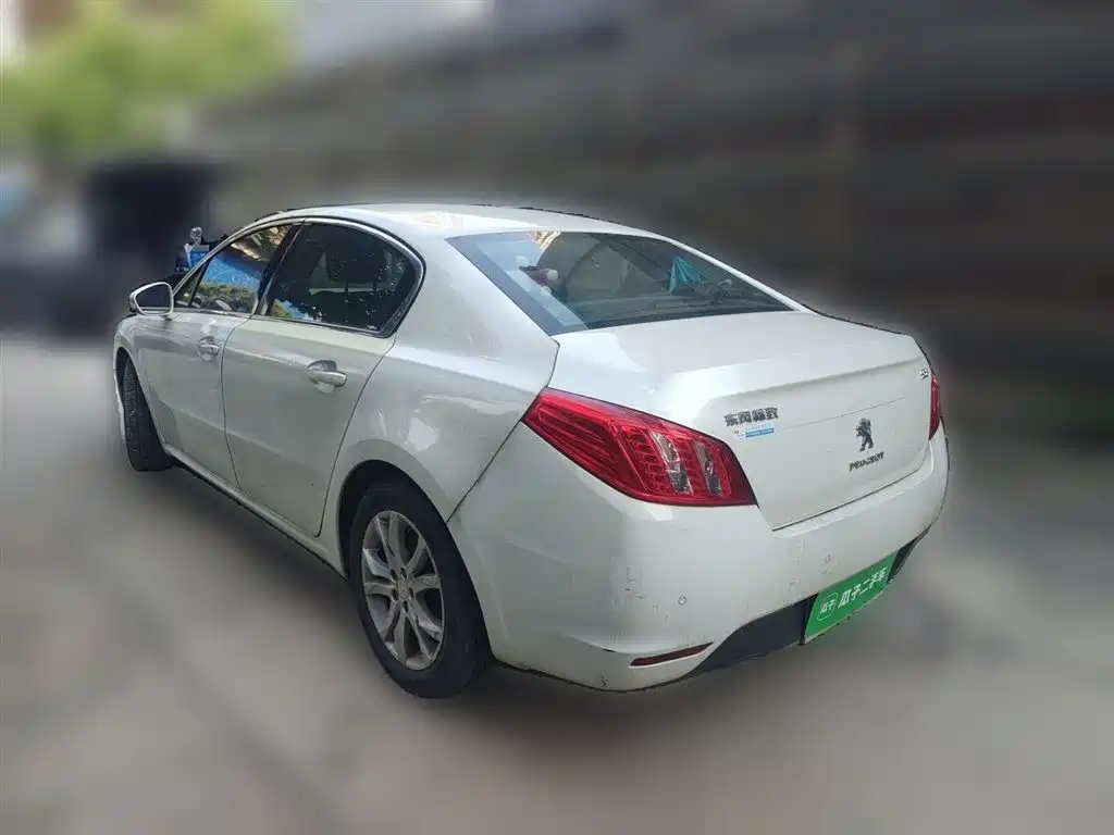 Peugeot 508 2012 2.0L Automatic Smart Edition фото 23