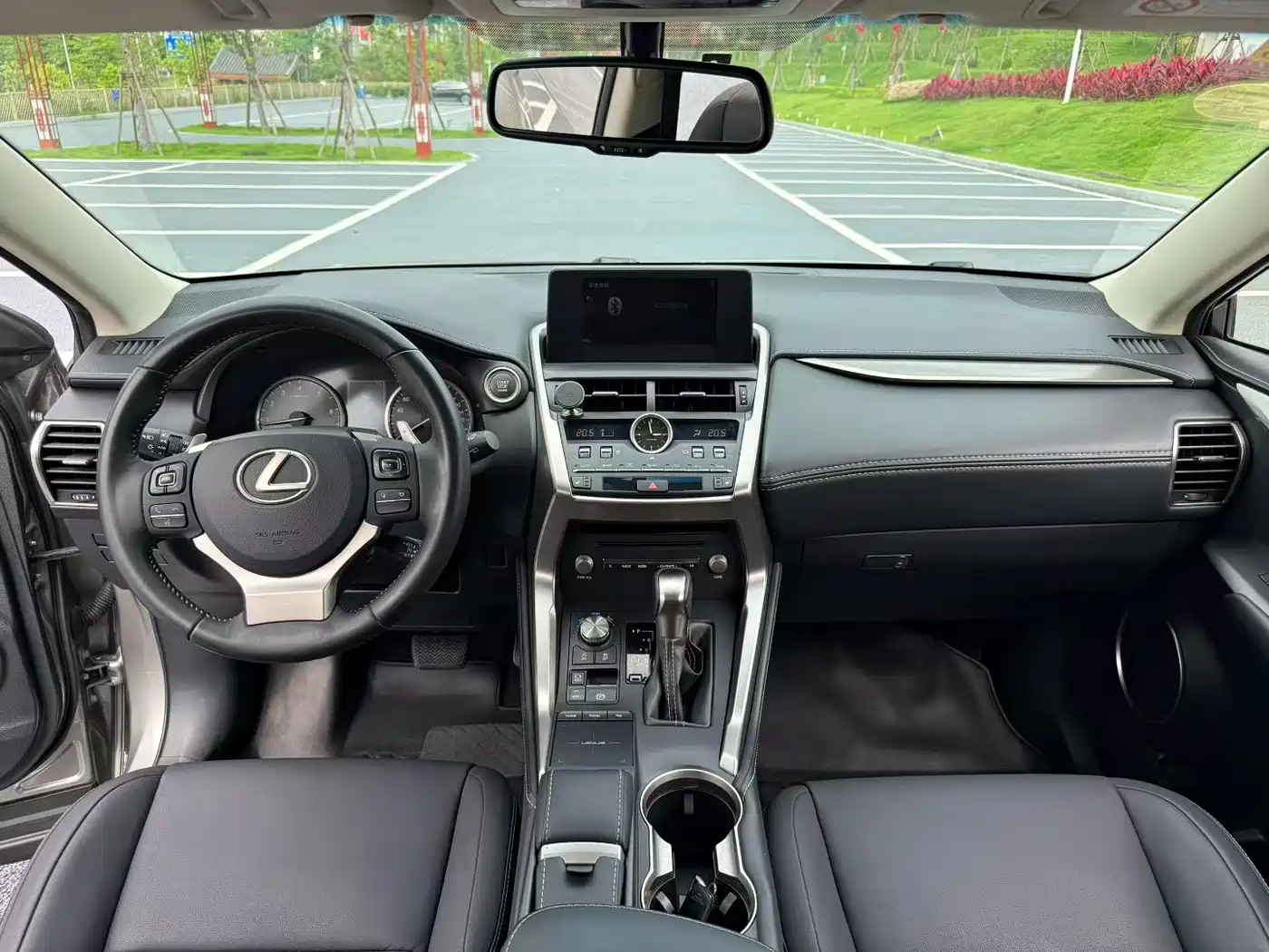 Lexus NX 2018 Model 300 FWD Fengxing Edition фото 5