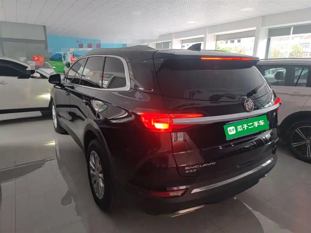 Buick Enclave 2022 652T 2WD Premium 7-Seater фото 5
