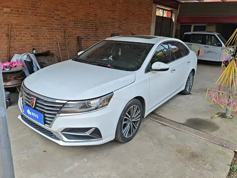 Roewe i6 2019 2020 PLUS 1.6L CVT 4G Connected Glory Flagship Edition