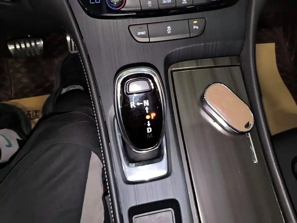 Buick LaCrosse 2022 652T Luxury фото 14
