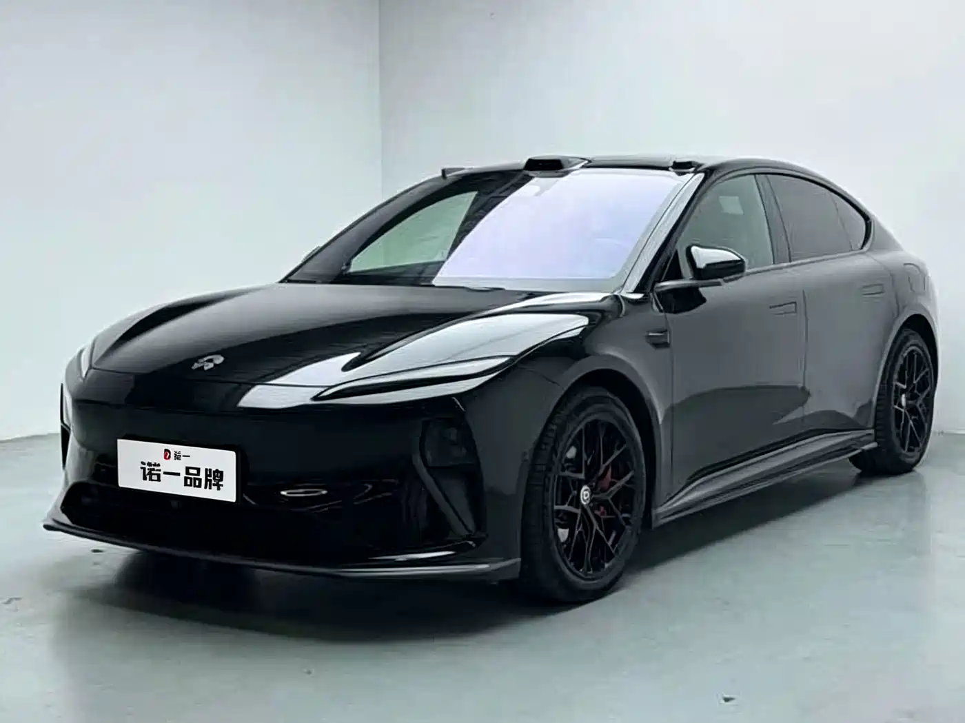 NIO ET5 2022 — пригон из Китая