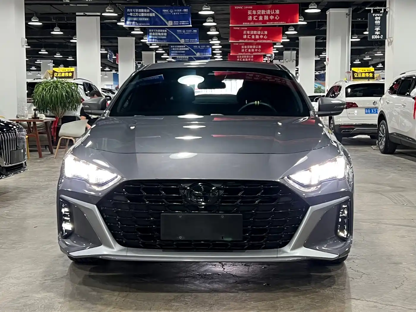 GAC Trumpchi Trumpchi Emkoo 2023 Shadow Leopard H High-Efficiency Hybrid