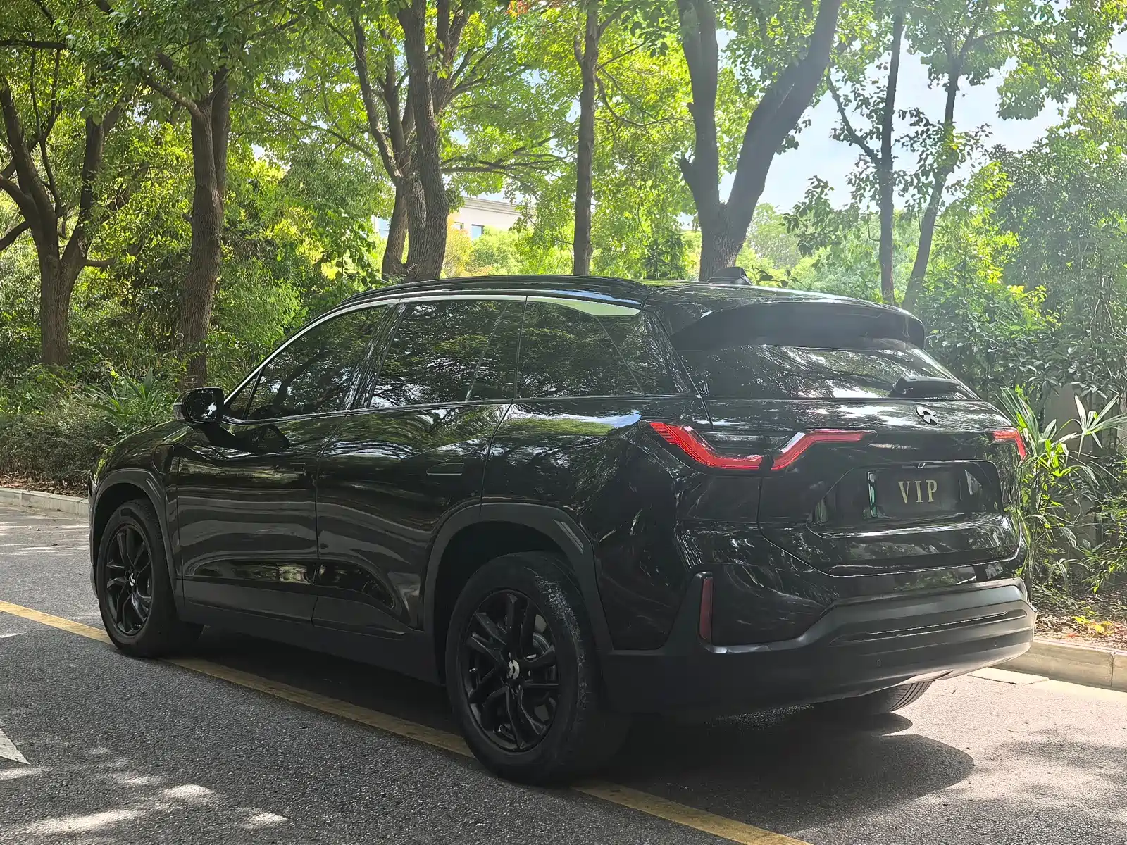 Фото 4 - NIO ES6