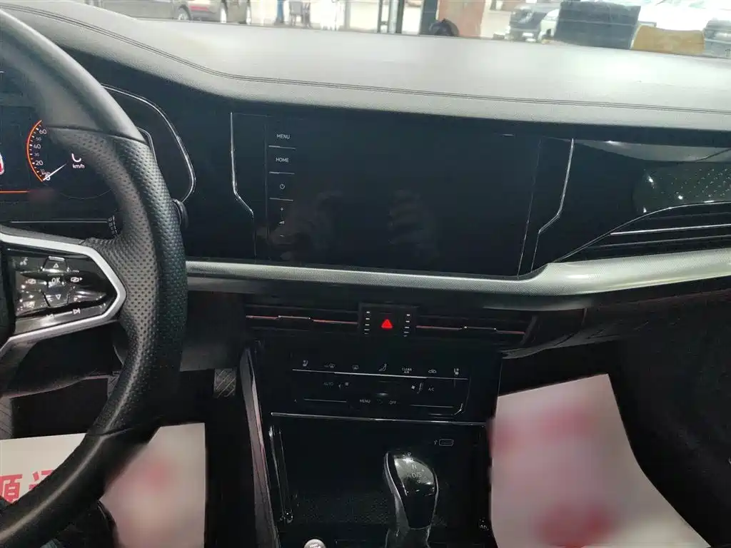 Volkswagen Passat 2023 Facelift 330TSI Luxury Edition фото 6