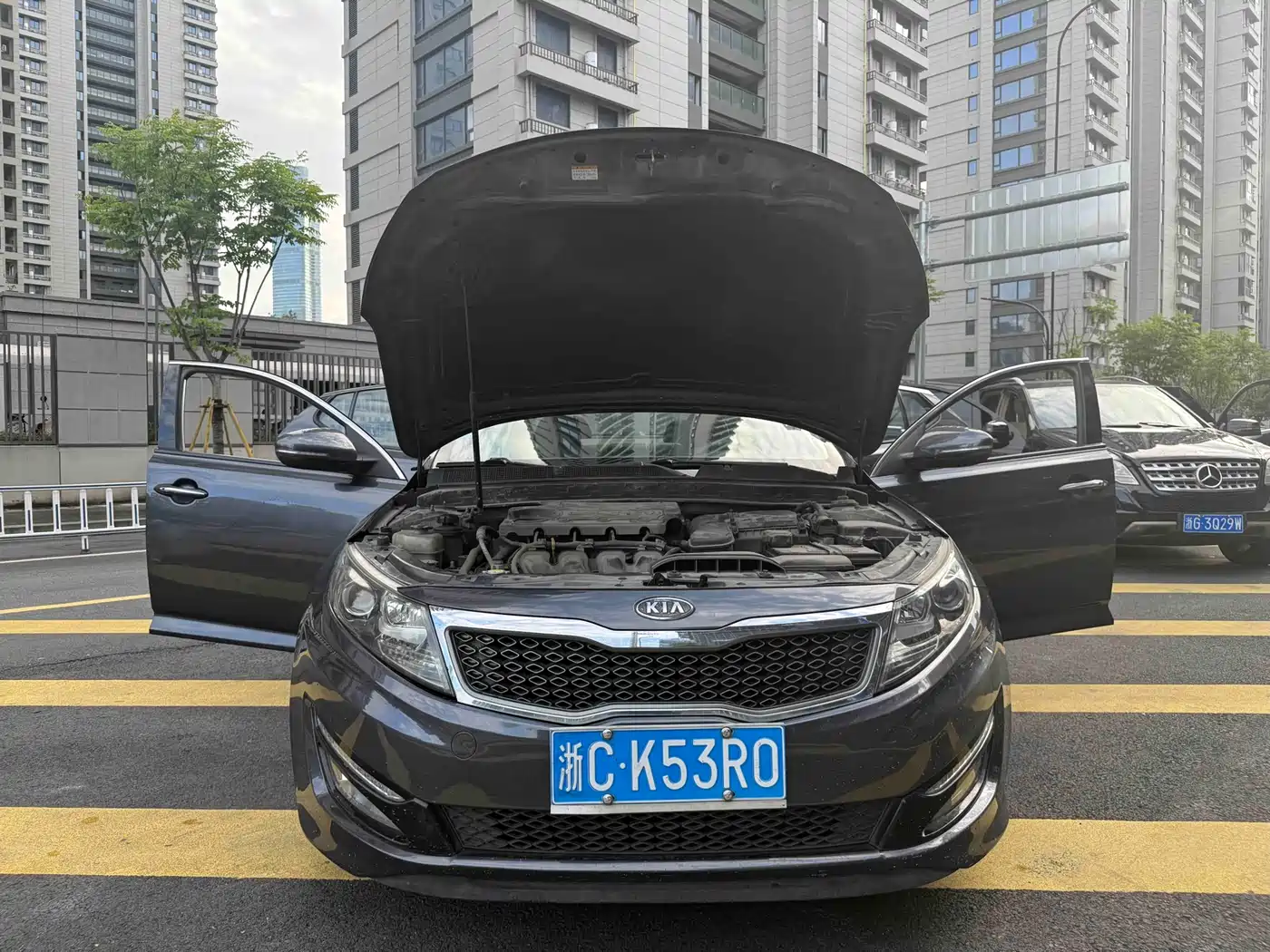 Kia K5 2012 2.0L Automatic DLX Special Edition фото 8