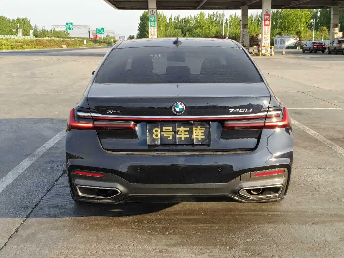 BMW 7 Series 2021 Model 740Li xDrive Executive M Sport Package фото 5