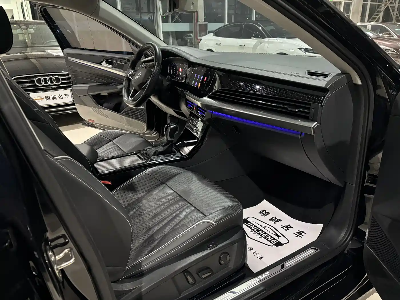 Volkswagen Passat 2022 330TSI Premium Edition фото 11
