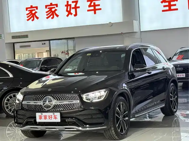 MERCEDES-BENZ GLC