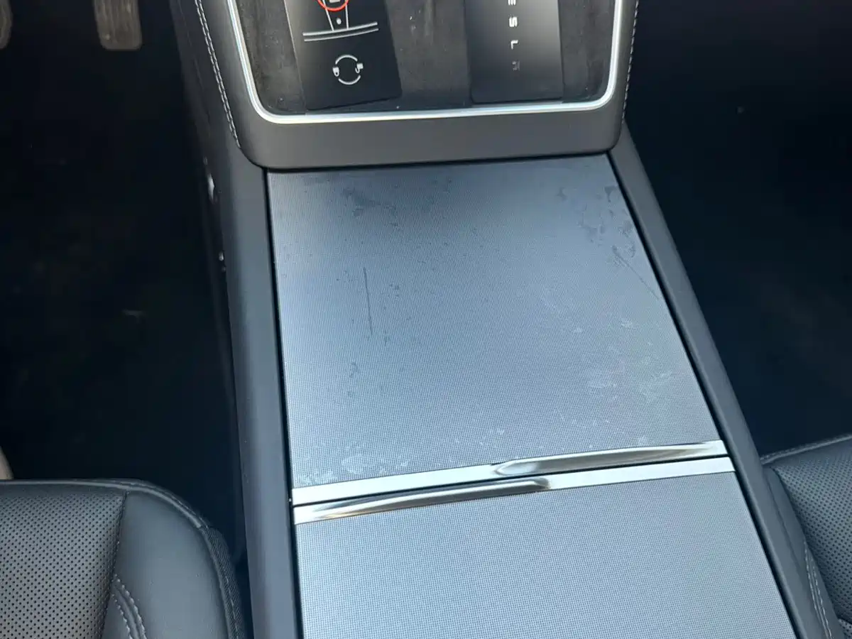 Tesla Model Y 2026 Rear-Wheel Drive фото 10