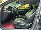 Photo 5 - Kia K5