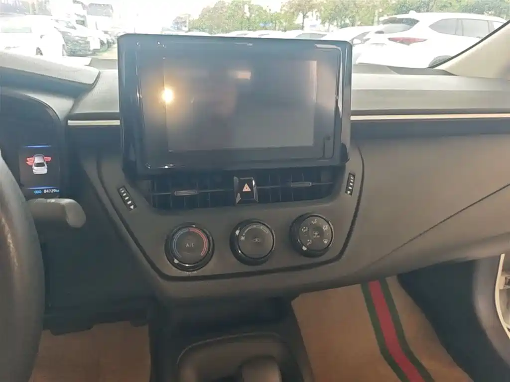Toyota Corolla 2022 TNGA 1.5L CVT Pioneer Edition фото 13
