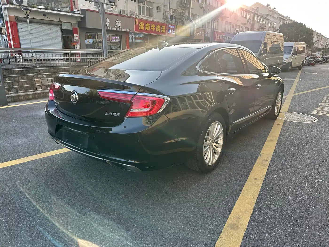 Buick LaCrosse 2016 Facelift 28T Elite фото 6