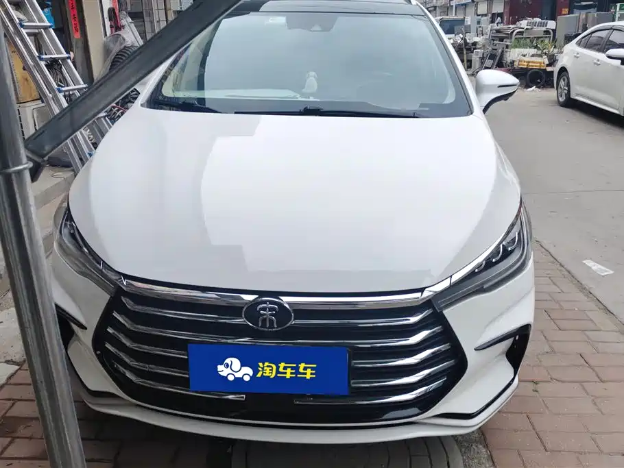 BYD SONG MAX