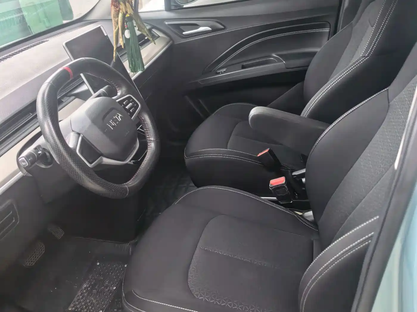 Nezha Auto Nezha V 2021 2021 Standard Range Entertainment Edition