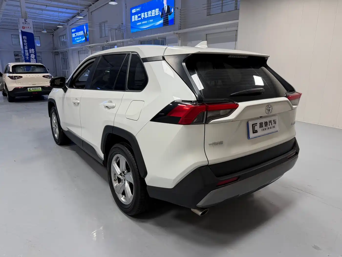 Toyota RAV4 Rongfang 2020 2.0L CVT 2WD Trend Edition фото 6