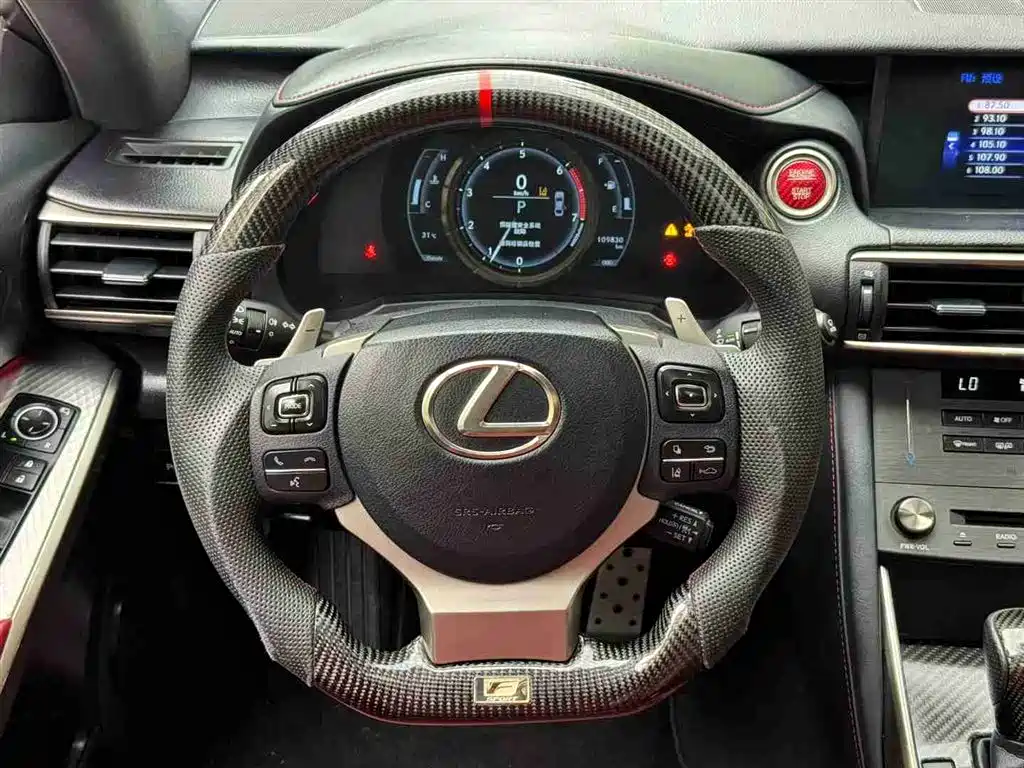 LEXUS IS