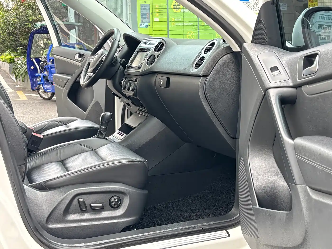 Volkswagen Tiguan 2013 2.0TSI Auto 4WD Luxury Edition фото 15