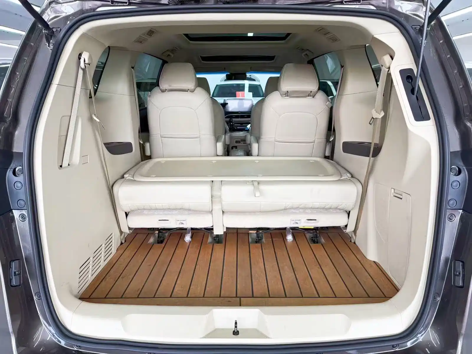 Фото 21 - Buick GL8