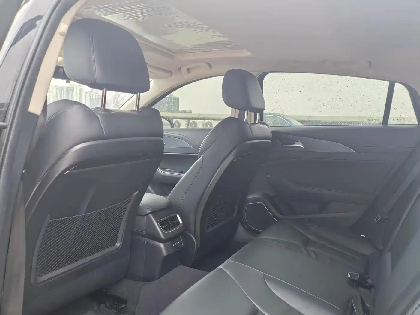 Hongqi H5 2020 1.5T DCT Qi Rhythm Edition фото 7