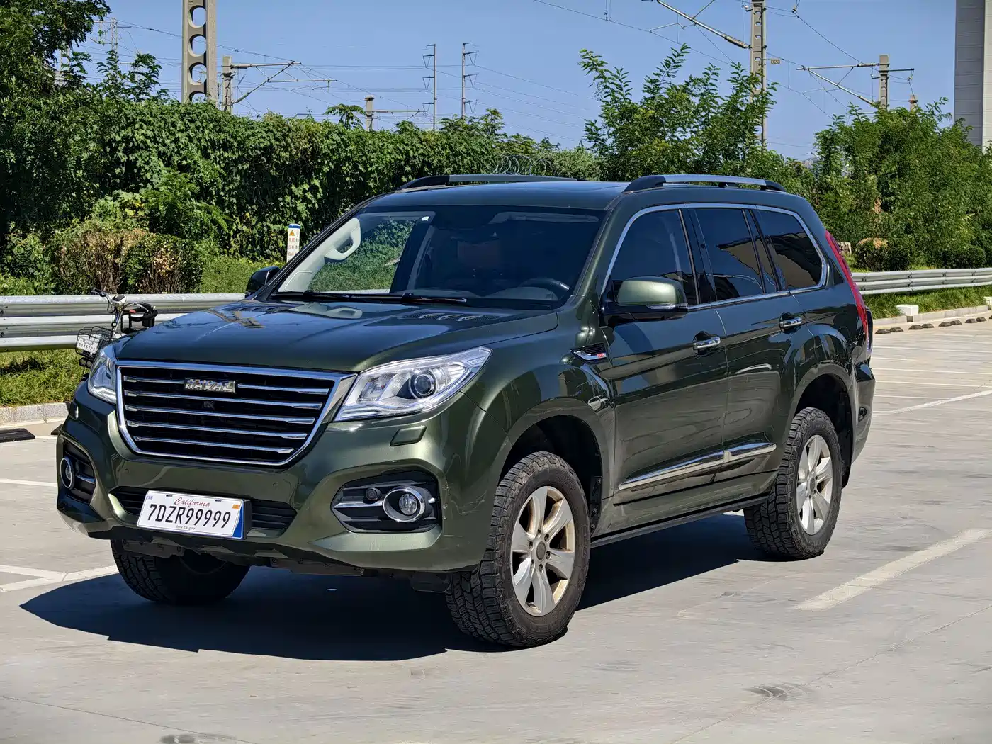 Photo 1 - Haval H9