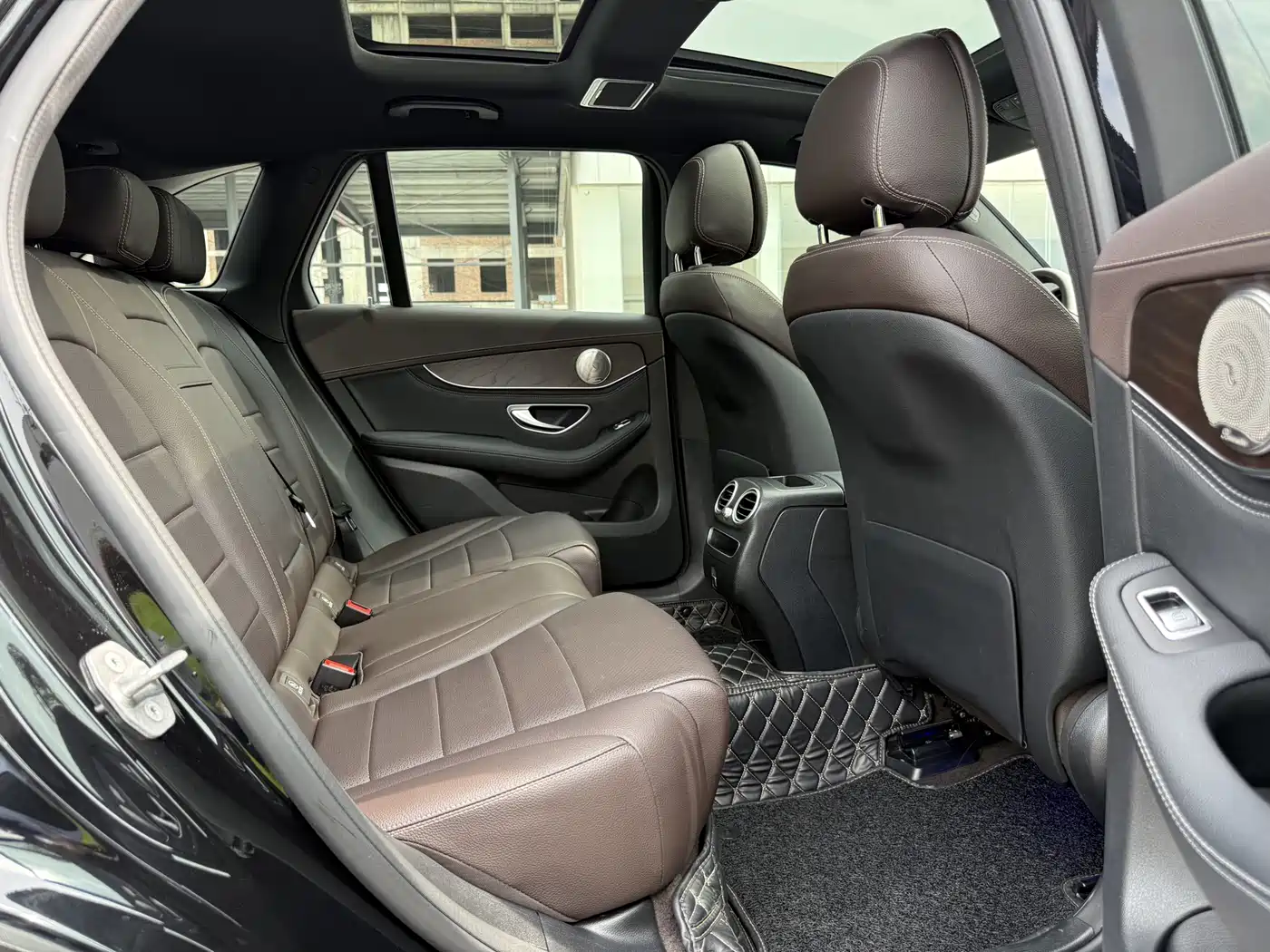 Mercedes-Benz GLC 2020 Facelift GLC 260 L 4MATIC Luxury фото 9