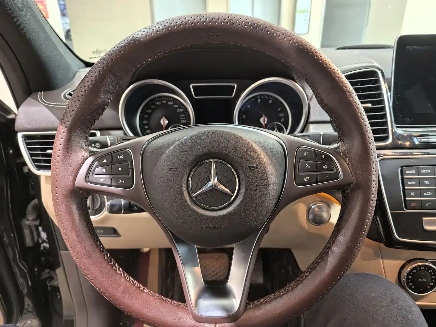 Mercedes-Benz GLE 2017 GLE 320 4MATIC Dynamic фото 14