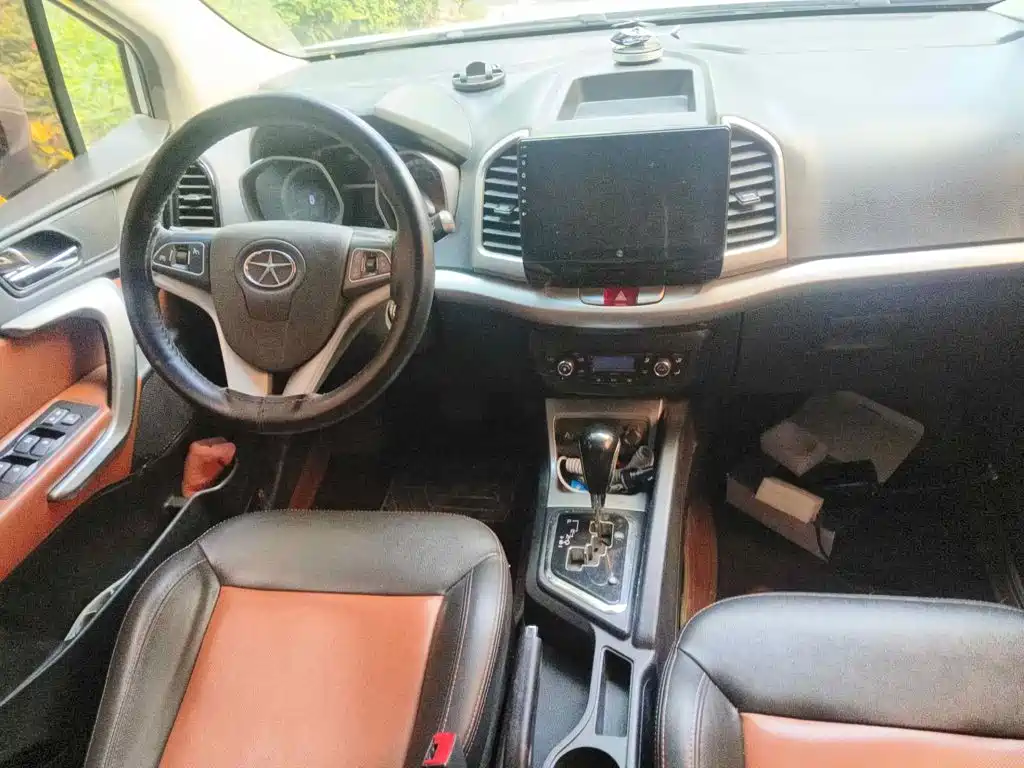 Photo 12 - JAC Refine S3