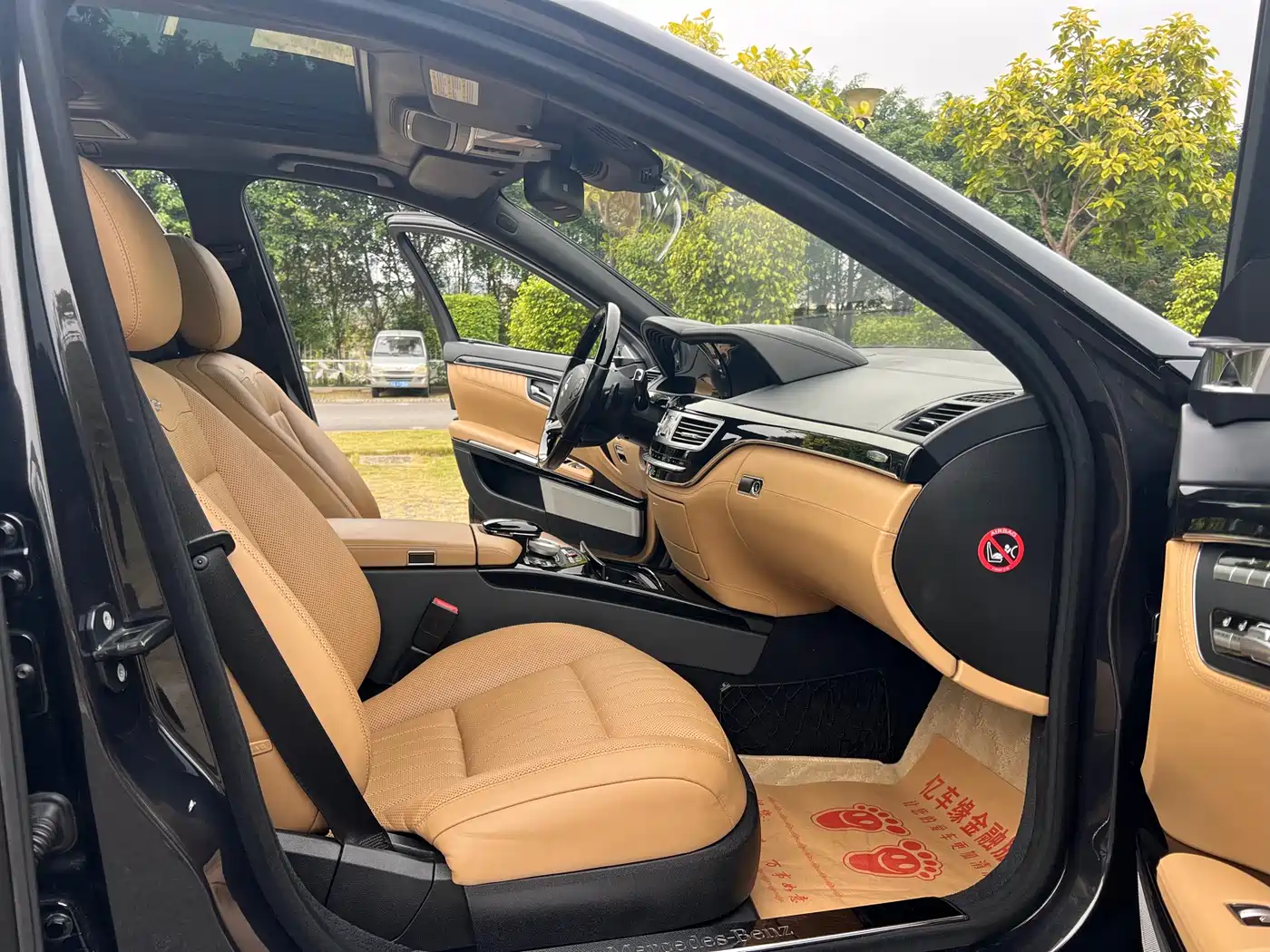 Mercedes-Benz S-Class 2012 S 600 L Grand Edition designo фото 11