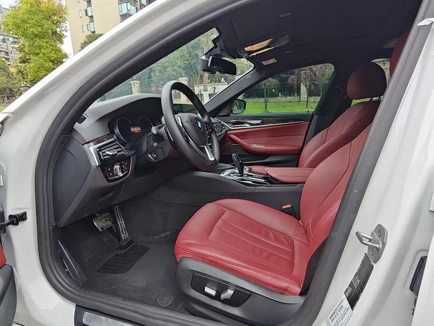 BMW 5 Series 2018 530Li Leading M Sport Package фото 4