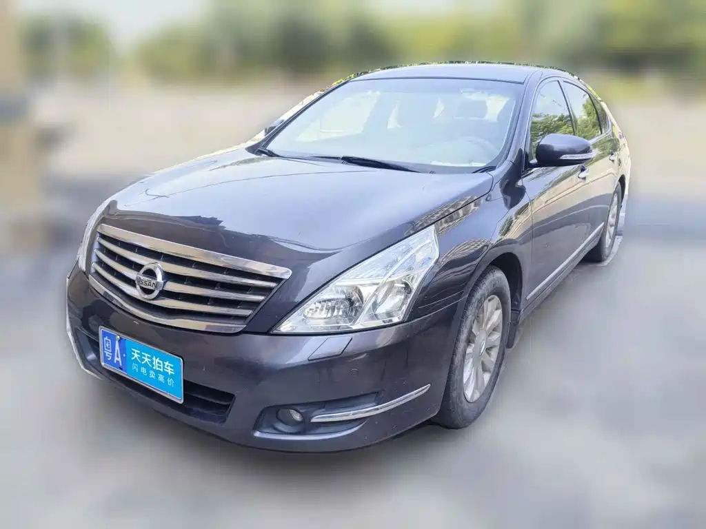 Photo 1 - Nissan Teana