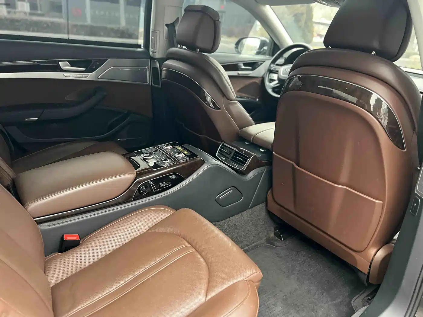 Audi A8 2014 A8L 50 TFSI quattro Luxury фото 13